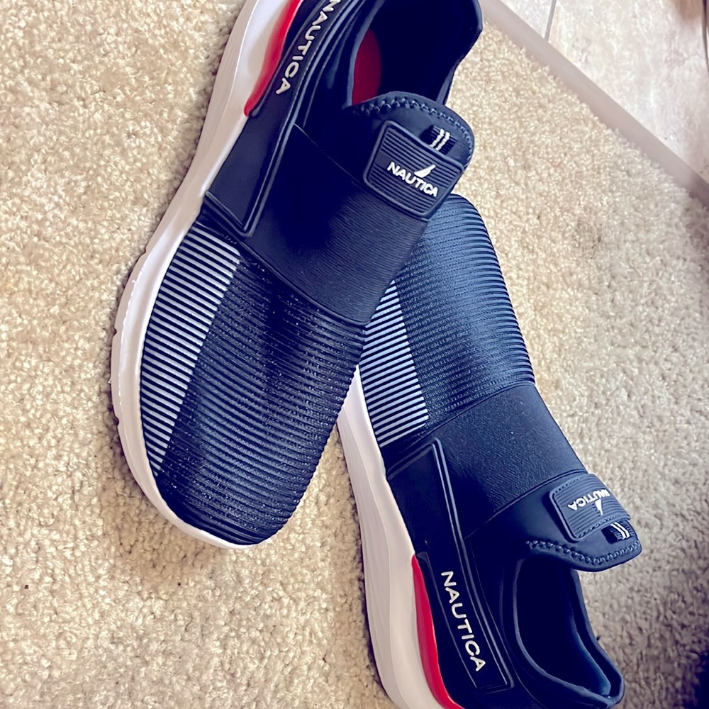 Shoes - Picture 2 of 2